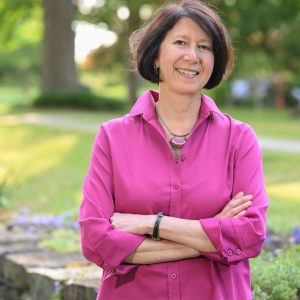 01_Jennifer Lin headshot - Jennifer Lin