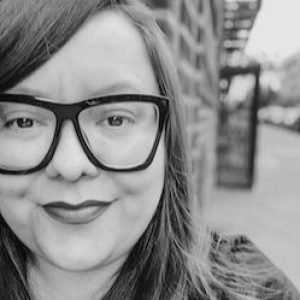 Amanda_Erickson Headshot-modified